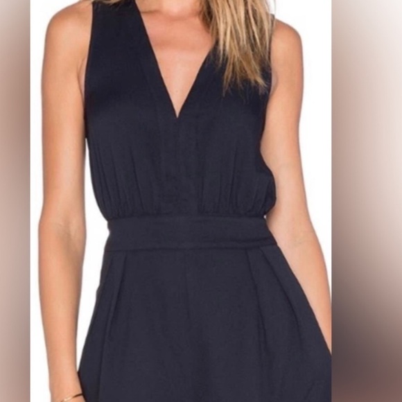 BLQ Pleated Navy Romper - Picture 11 of 11